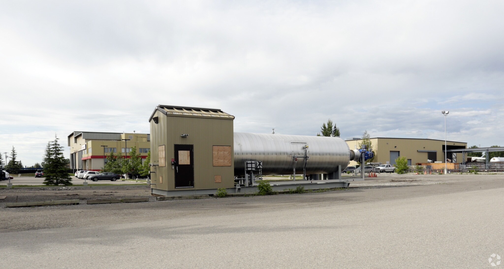 8824 Shepard Rd SE, Calgary, AB for sale Primary Photo- Image 1 of 1