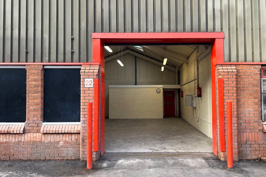 Whin Pl, East Kilbride for lease - Building Photo - Image 3 of 4