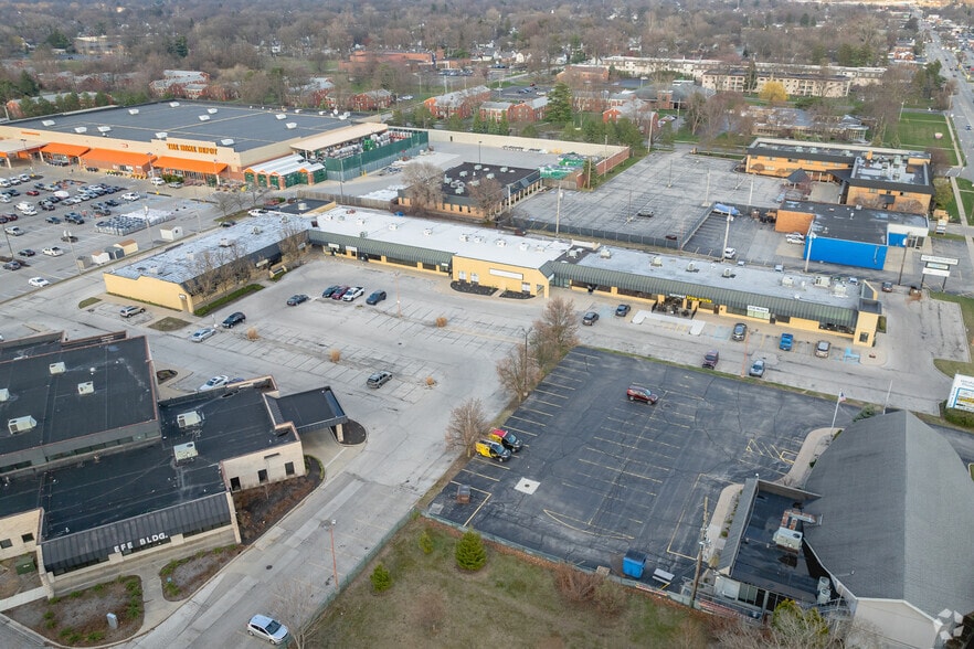 3130-3170 Secor Rd, Toledo, OH for lease - Building Photo - Image 1 of 8