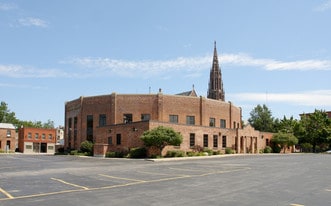 Cyclorama Building - Parking Garage