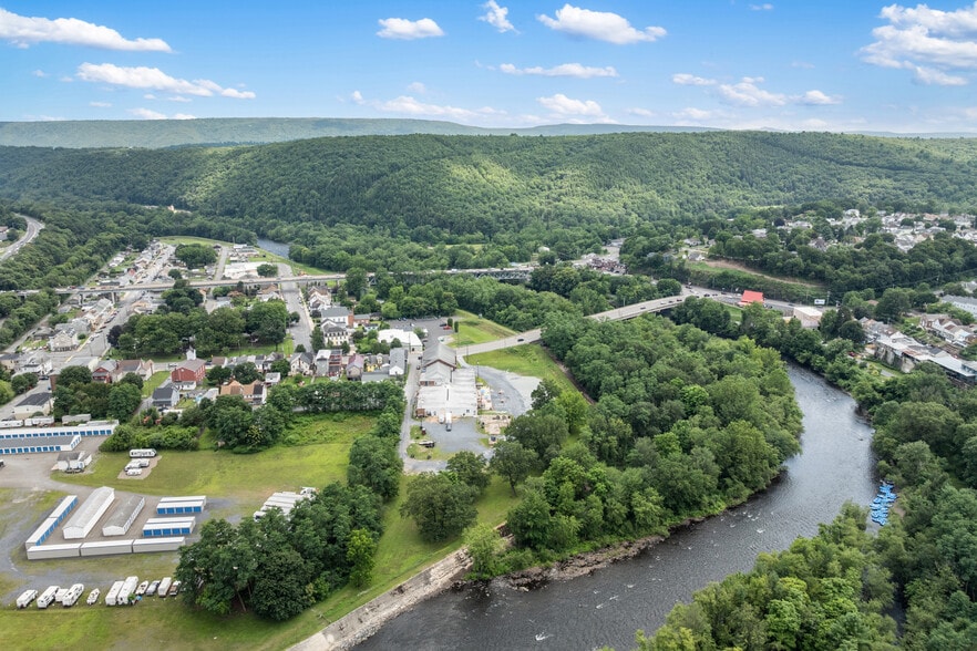 500 Bridge St, Weissport, PA for sale - Building Photo - Image 3 of 135