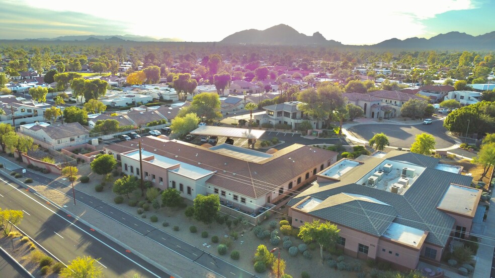 8767 E Via de Commercio, Scottsdale, AZ for sale - Building Photo - Image 3 of 6