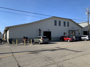 555 Maple St, Carpinteria, CA for lease Building Photo- Image 1 of 18