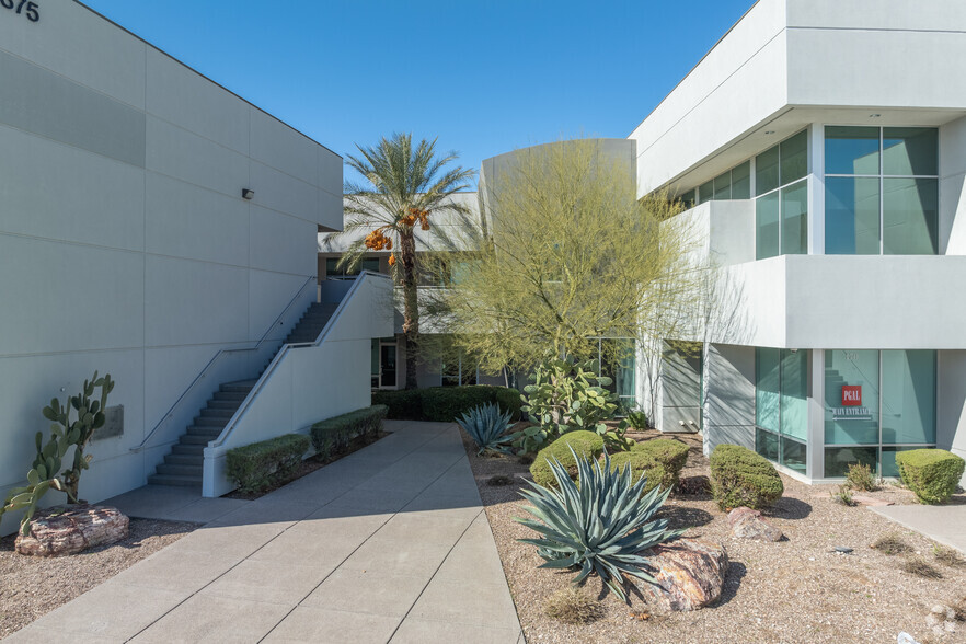 7373-7375 Peak Dr, Las Vegas, NV for sale - Building Photo - Image 3 of 23