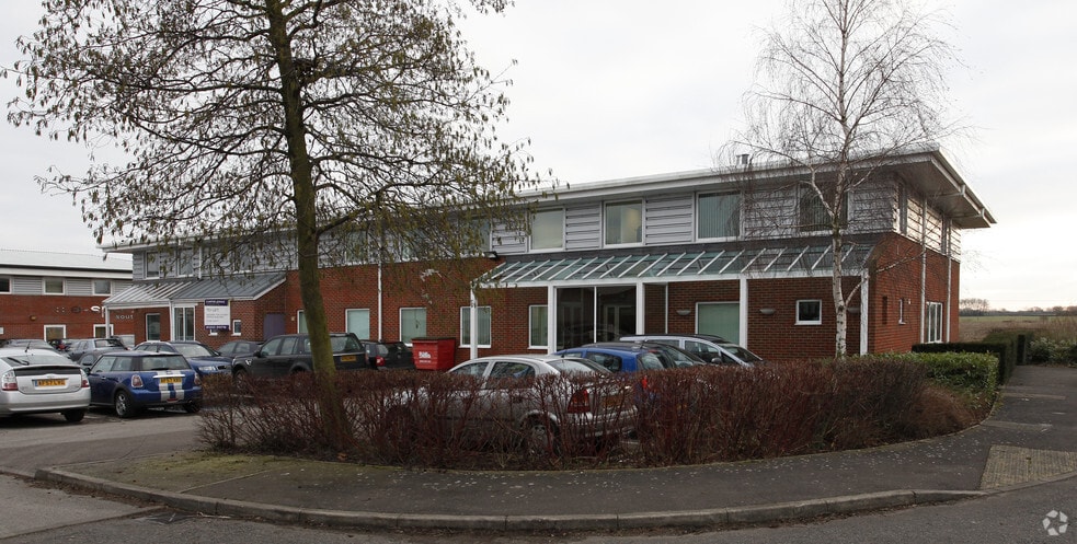 St Thomas Pl, Ely for lease - Building Photo - Image 2 of 2