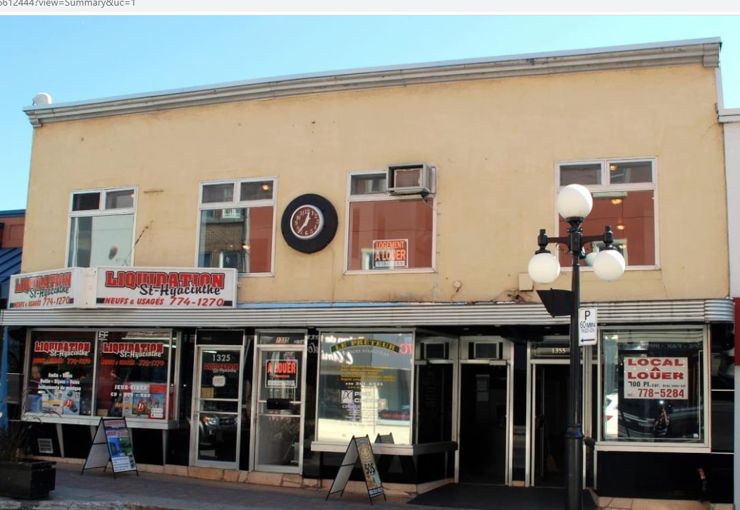 1325-1355 Rue Des Cascades O, Saint-hyacinthe, QC for sale Primary Photo- Image 1 of 1