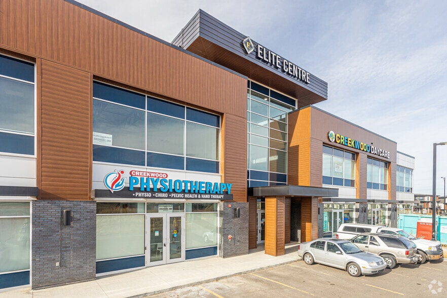 8305 Chappelle Way SW, Edmonton, AB for lease - Building Photo - Image 3 of 10