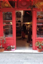 Retail in Barcelona, Barcelona for lease Interior Photo- Image 1 of 18