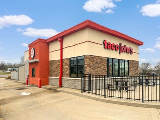 More details for 415 Donelson Pkwy Pky, Dover, TN - Retail for Sale