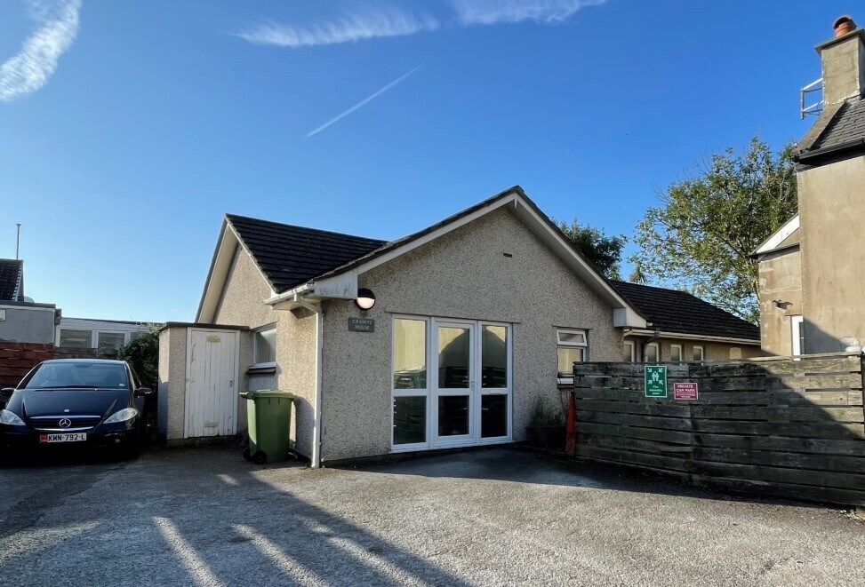 Bridge Rd, Isle Of Man for sale Primary Photo- Image 1 of 1