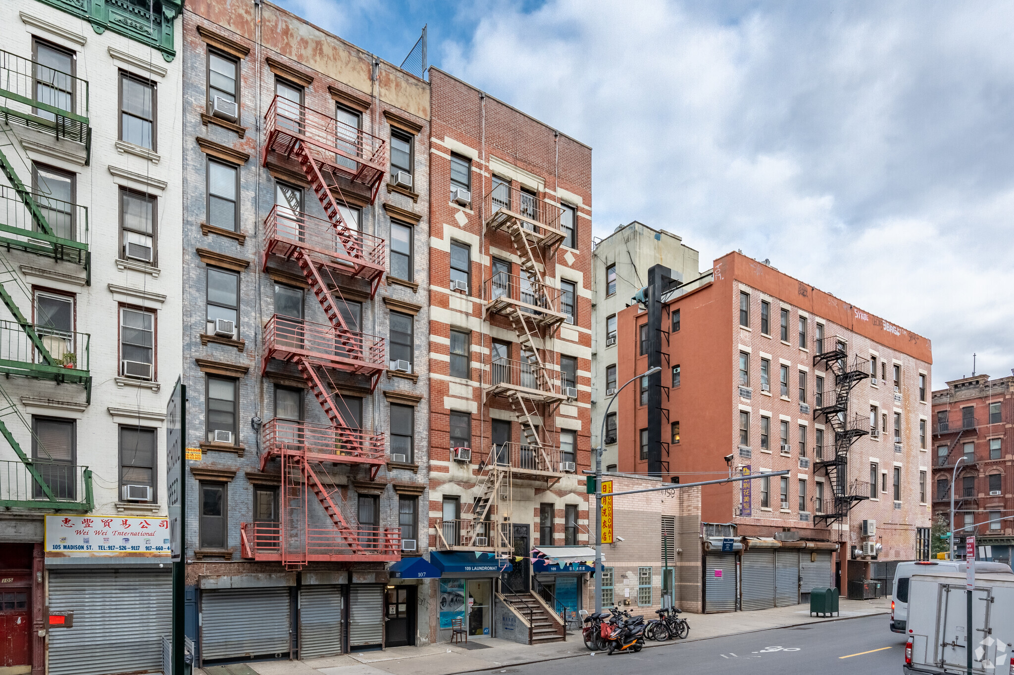 109 Madison St, New York, NY for sale Primary Photo- Image 1 of 1