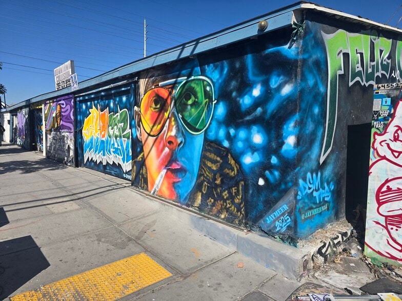 24 W California St, Las Vegas, NV for lease - Building Photo - Image 1 of 6