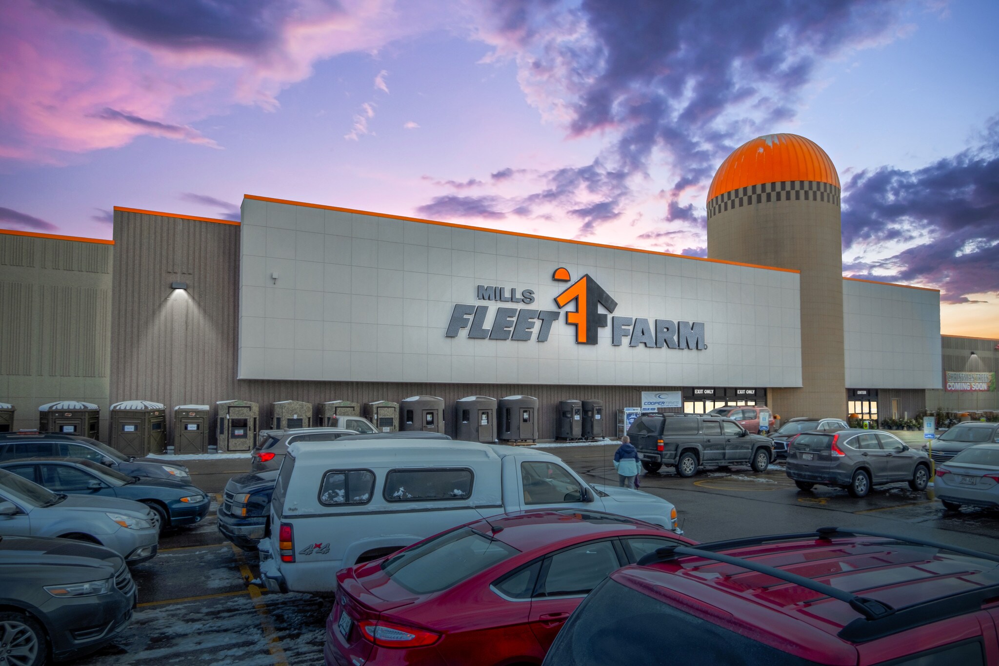 3035 W Wisconsin Ave, Appleton, WI for sale Building Photo- Image 1 of 1