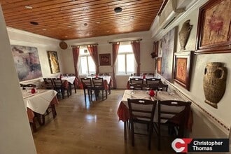 1-3 Church Ln, Windsor for lease Interior Photo- Image 2 of 6