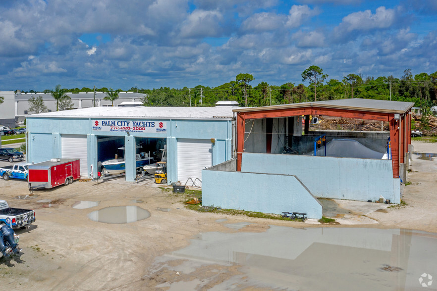 3951 SE Commerce Ave, Stuart, FL for sale - Building Photo - Image 1 of 1