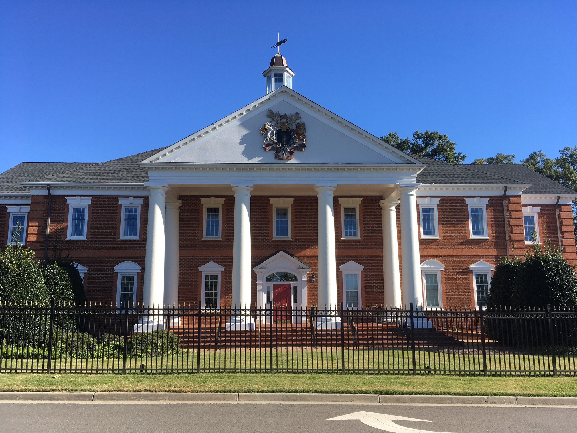 2201 Libbie Ave, Richmond, VA for sale Primary Photo- Image 1 of 1