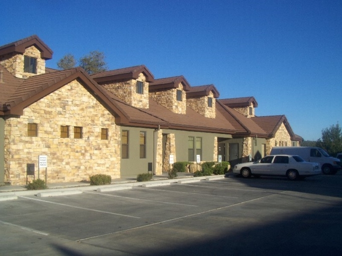 3195 Stillwater Dr, Prescott, AZ for lease - Primary Photo - Image 1 of 7