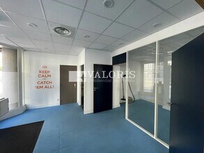 Office in Lyon for lease Building Photo- Image 2 of 4