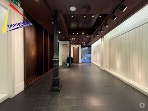 Retail in Segovia, Segovia for lease Interior Photo- Image 2 of 7