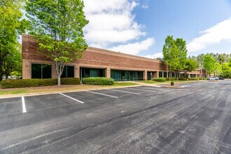 2015 Vaughn Rd, Kennesaw, GA for lease Building Photo- Image 2 of 8