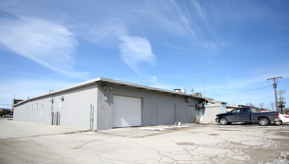 20 Balsam St, Collingwood, ON for lease - Building Photo - Image 2 of 4