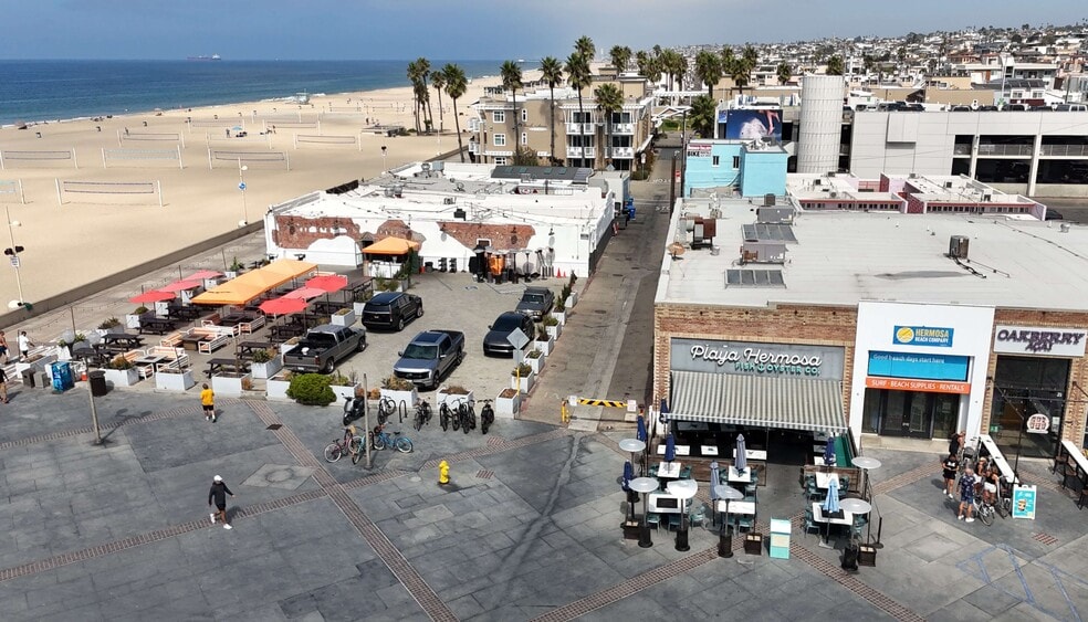 19-31 Pier Ave, Hermosa Beach, CA for lease - Building Photo - Image 3 of 7