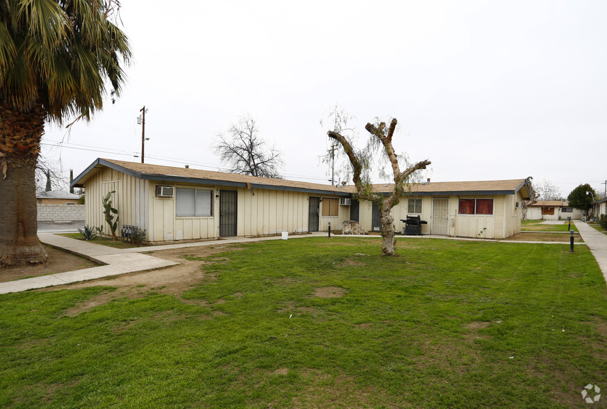 132 L St, Bakersfield, CA for sale - Primary Photo - Image 1 of 1