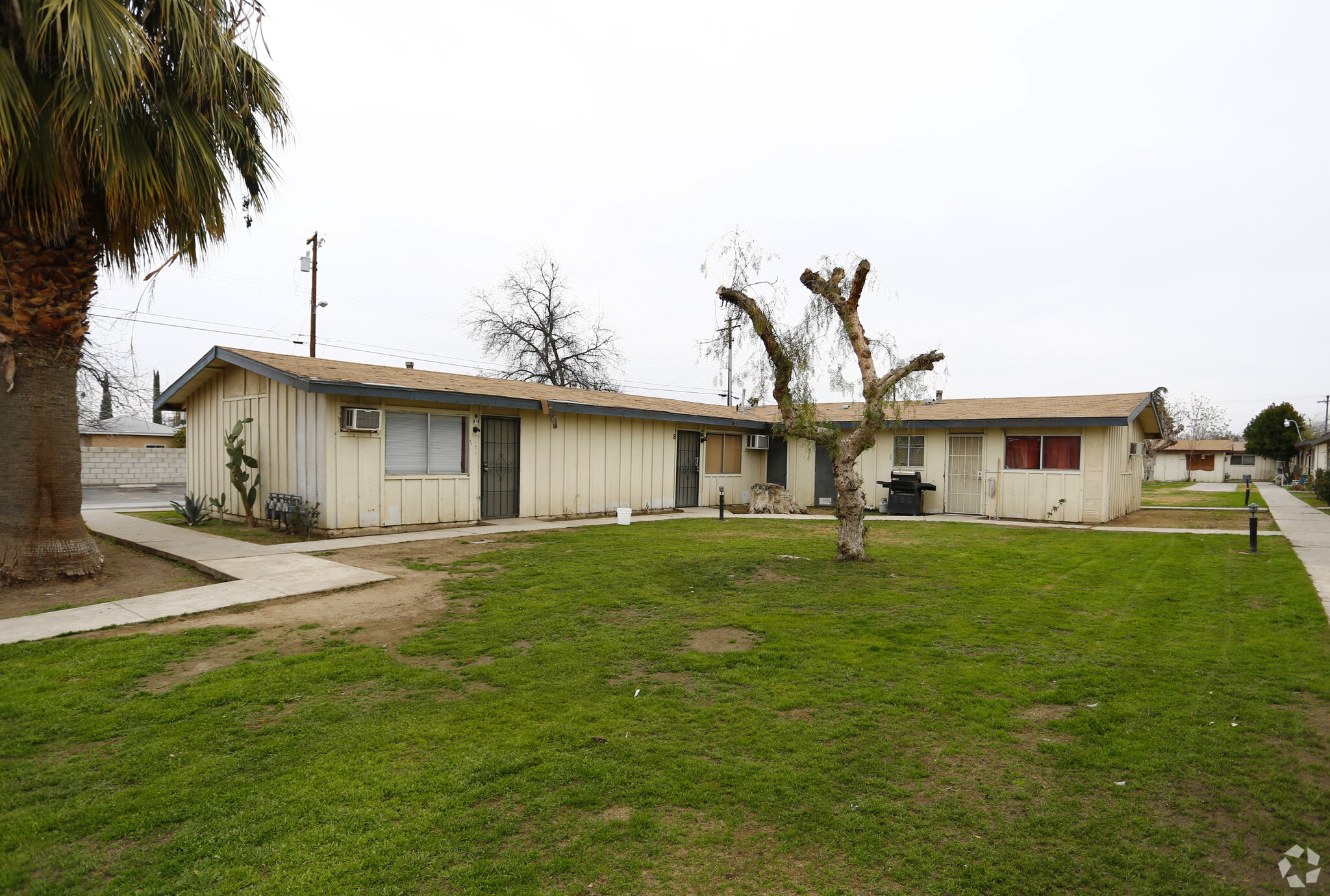 132 L St, Bakersfield, CA for sale Primary Photo- Image 1 of 1