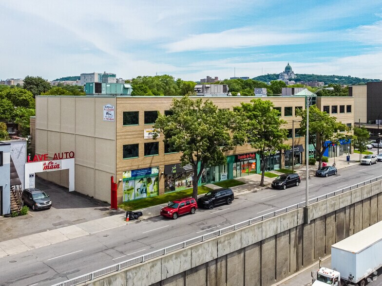 6525 Boul Décarie, Montréal, QC H3W 3E3