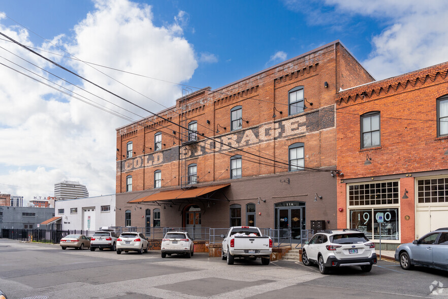 116 W Pacific Ave, Spokane, WA for lease - Building Photo - Image 1 of 4