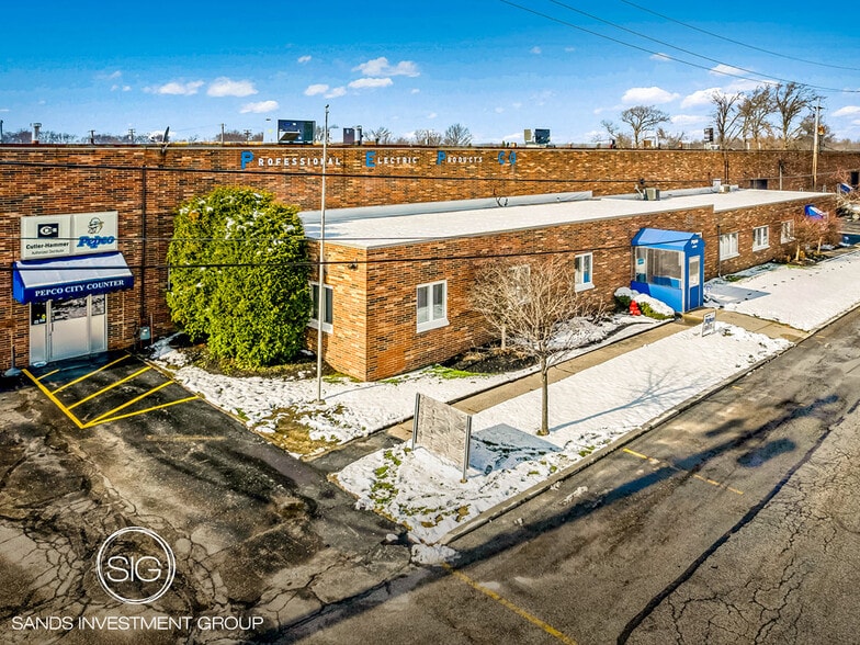 33210 Lakeland Blvd, Eastlake, OH 44095