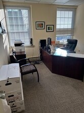 115 W Court St, Doylestown, PA for lease Interior Photo- Image 2 of 4