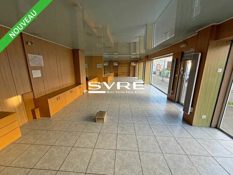 Retail in Aubagne for lease - Interior Photo - Image 2 of 4