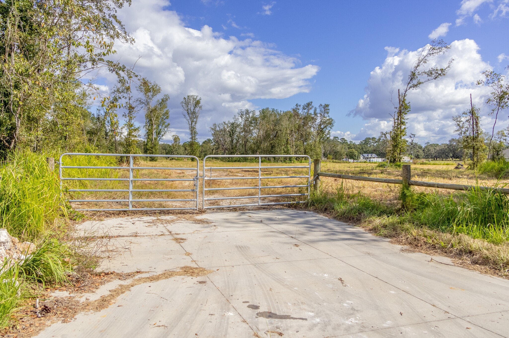 0 Saturn Road LOT 1, Brooksville, FL for sale Primary Photo- Image 1 of 24