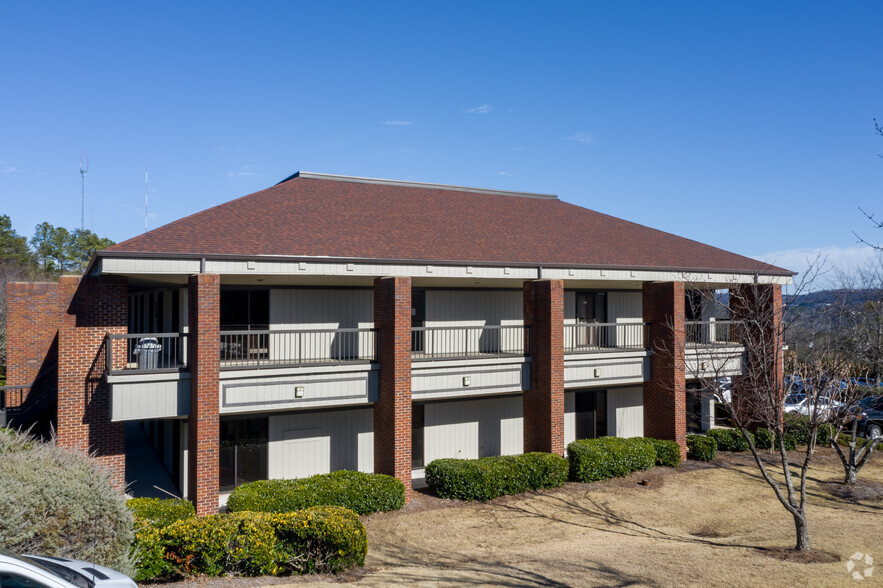 529 Beacon Pky W, Birmingham, AL for lease - Building Photo - Image 2 of 14