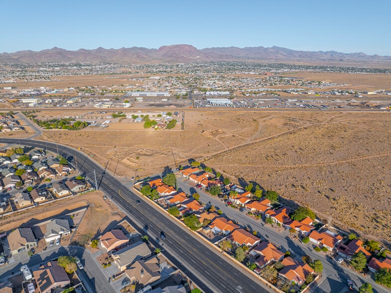 000 Airway Ave, Kingman, AZ for sale - Aerial - Image 3 of 14