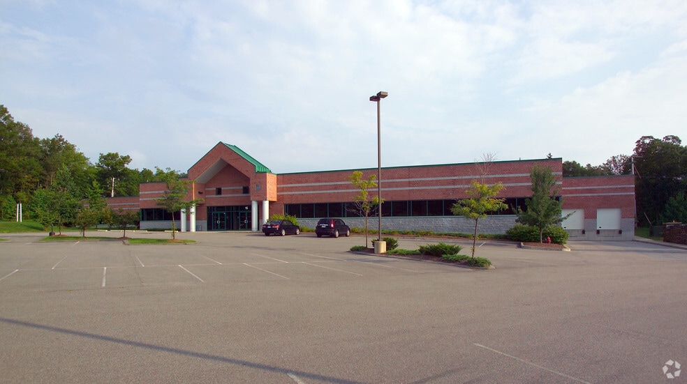 15 Berkshire Rd, Mansfield, MA for lease - Building Photo - Image 2 of 6
