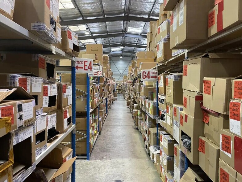 Flex in Lattes for lease - Building Photo - Image 1 of 4