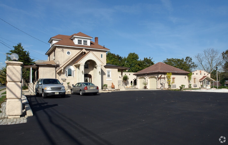 50 Academy St S, Glassboro, NJ for sale - Primary Photo - Image 1 of 1