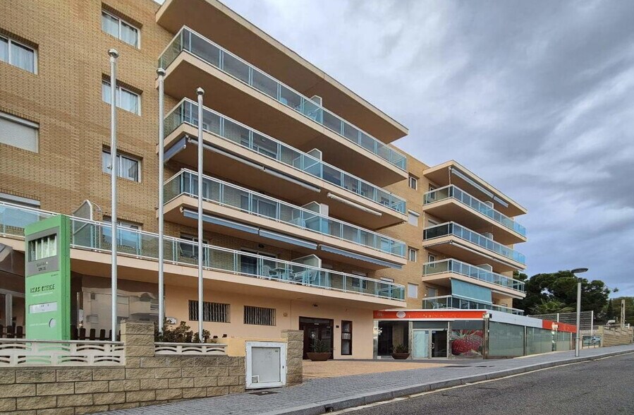 Multifamily in Salou, Tarragona for sale - Building Photo - Image 1 of 1