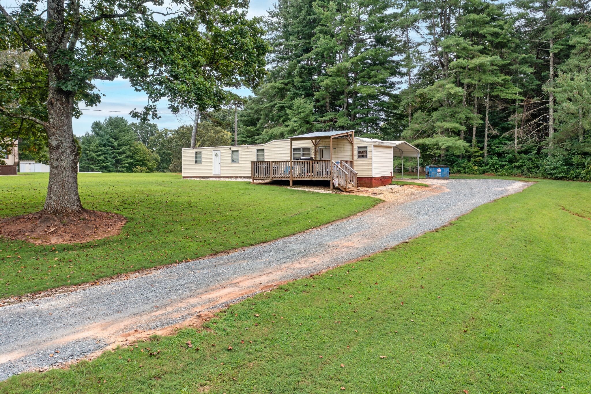 7446 Olin Rd, Pfafftown, NC for sale Primary Photo- Image 1 of 2