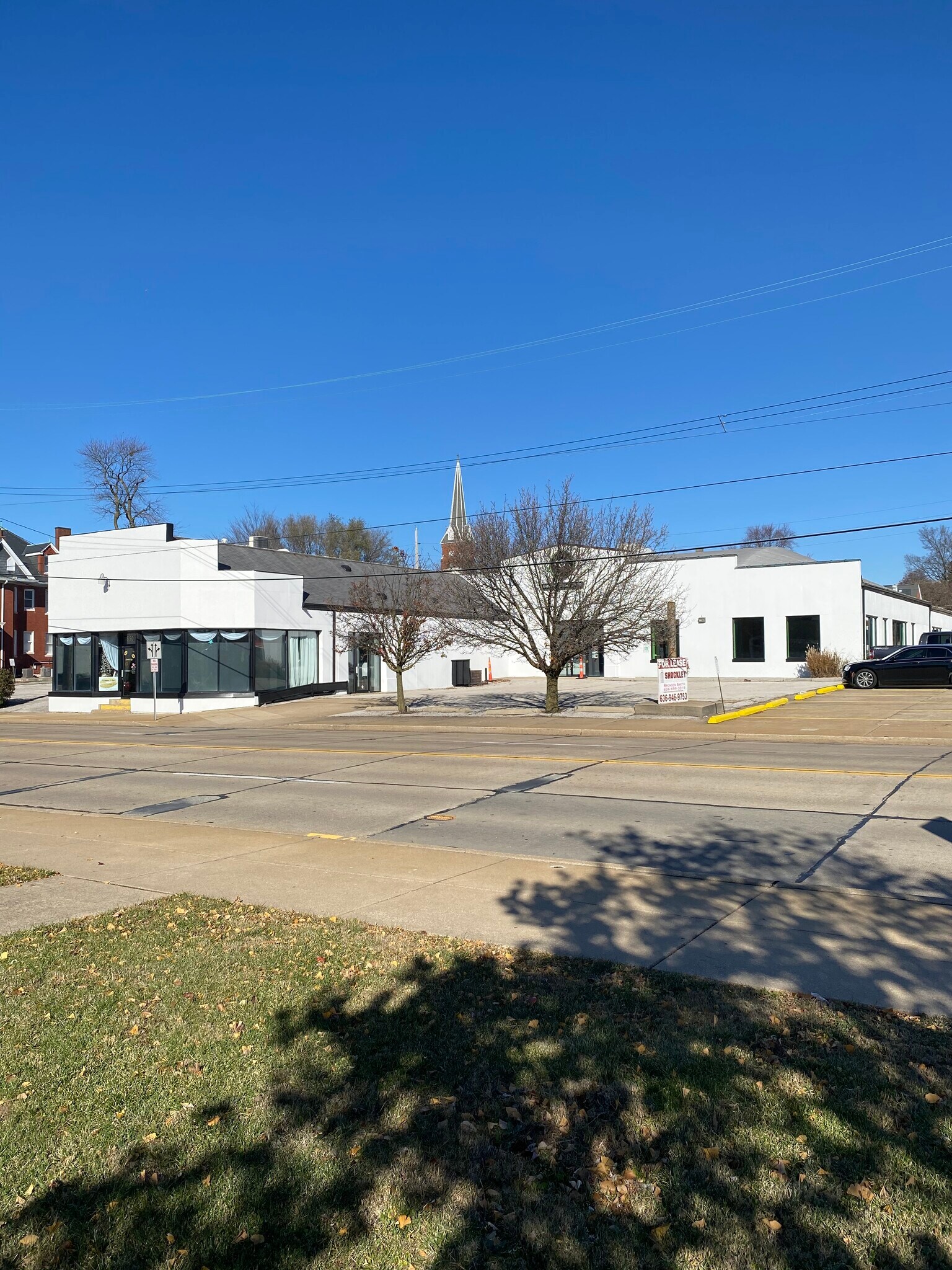 546 First Capitol Dr, Saint Charles, MO for lease Building Photo- Image 1 of 9