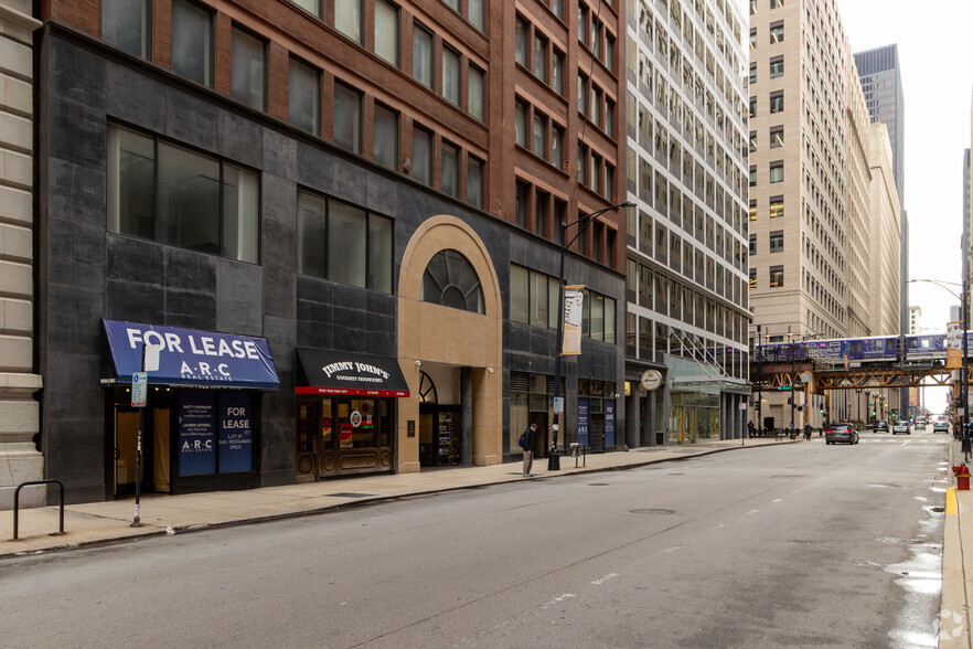 216 W Jackson Blvd, Chicago, IL for lease - Building Photo - Image 2 of 9