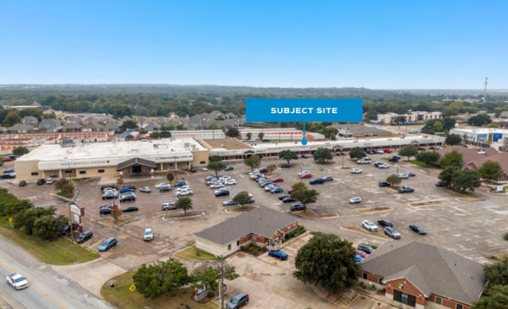 502-540 Meadowlake Ctr, Waco, TX for lease - Building Photo - Image 3 of 6