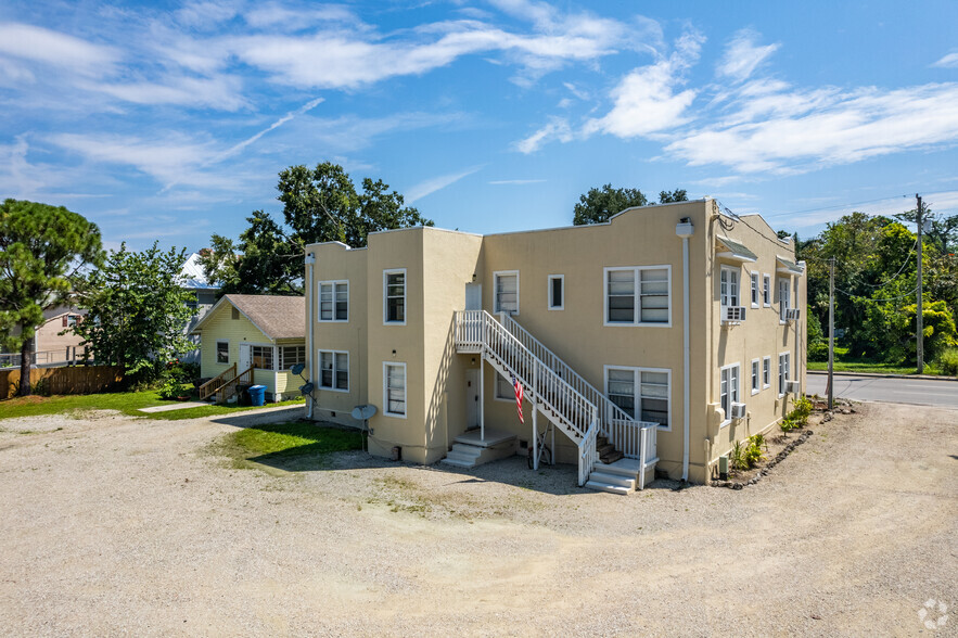 1742 Fowler St, Fort Myers, FL for sale - Building Photo - Image 1 of 1