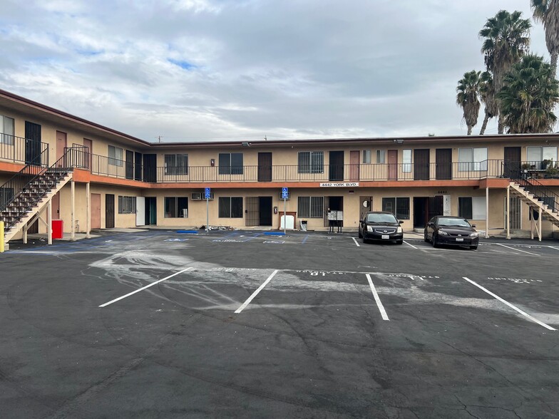 4444 York Blvd, Los Angeles, CA for lease - Building Photo - Image 1 of 18