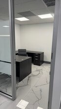 8660 W Flagler St, Miami, FL for lease Interior Photo- Image 2 of 5