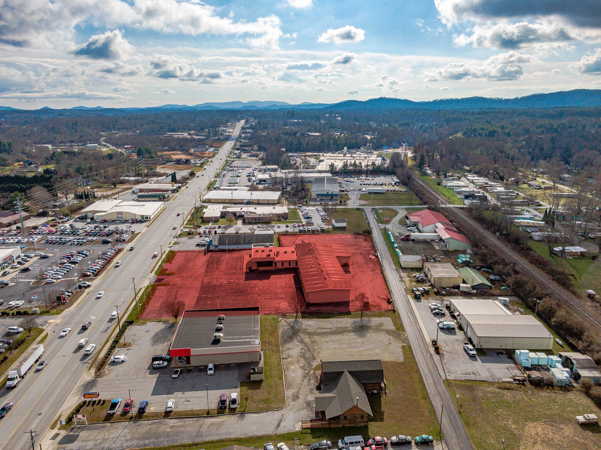 1325 Spartanburg Hwy, Hendersonville, NC 28792 Retail for Sale