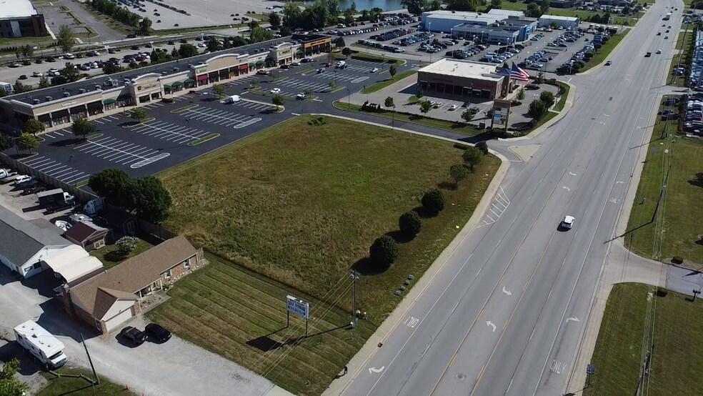 2702 Main Street, Plainfield, IN for sale - Building Photo - Image 2 of 6