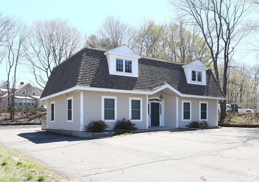 272 S Main St, Middletown, CT for sale - Primary Photo - Image 1 of 1